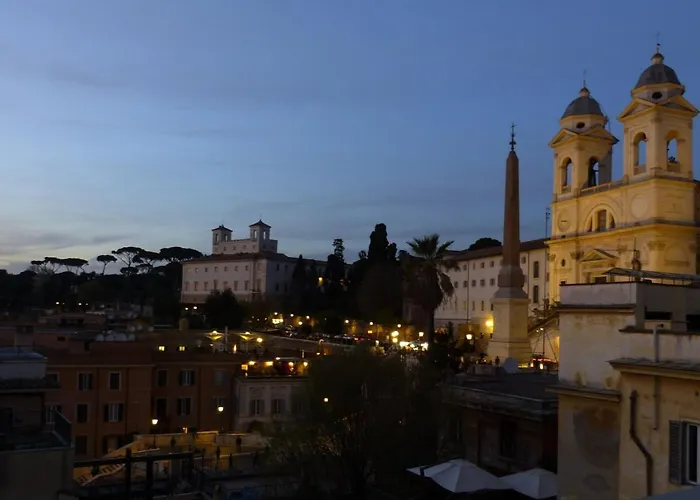 Spanish Steps With Panoramic Roof-terrace Apartamento *